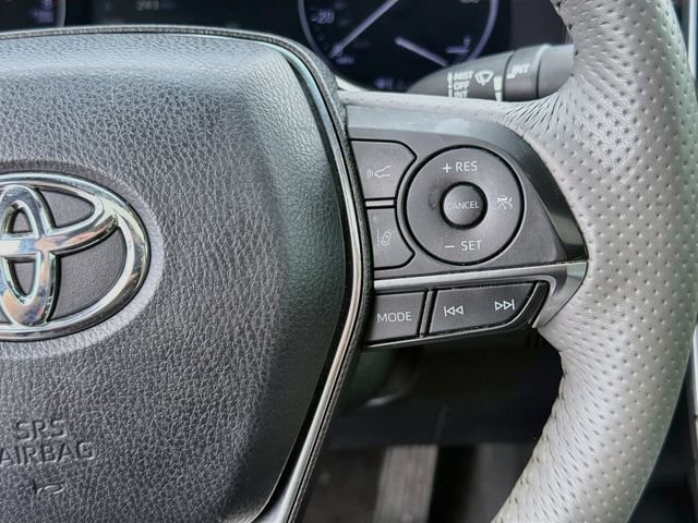 Used 2019 Toyota Avalon Limited FWD image 37