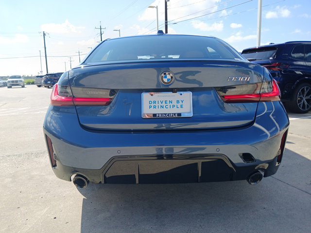 New 2026 BMW 330i Sedan w/ M Sport Package RWD image 8