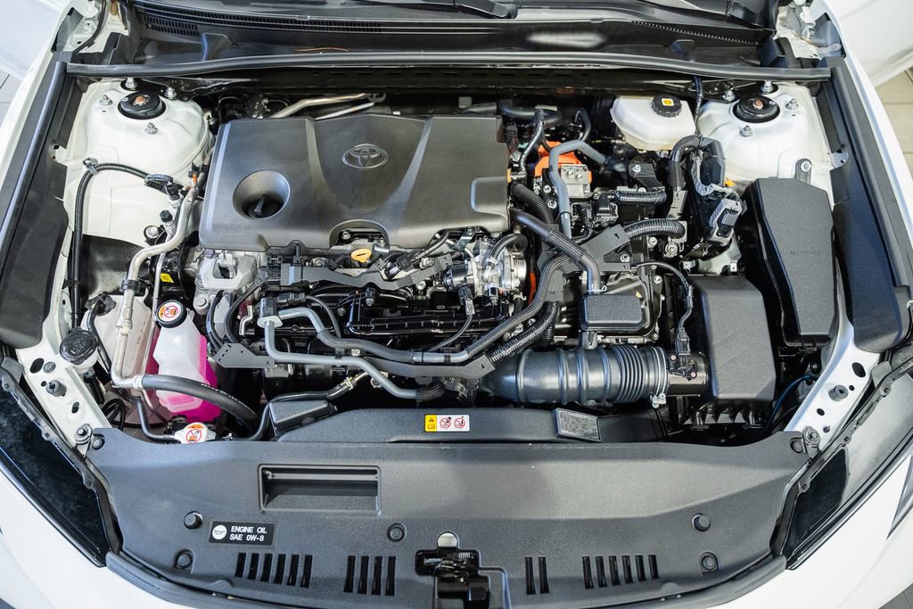 Used 2025 Toyota Camry LE image 16