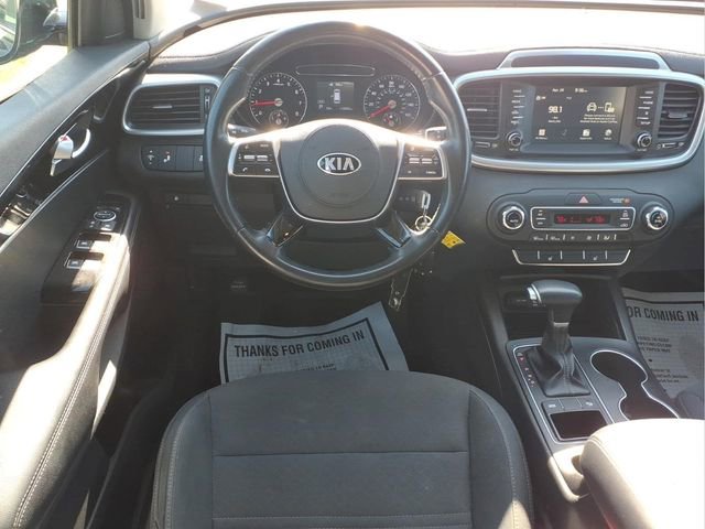 Used 2019 Kia Sorento S FWD image 5