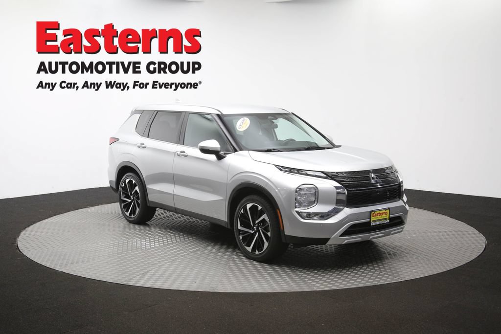 Used 2024 Mitsubishi Outlander SE FWD image 49