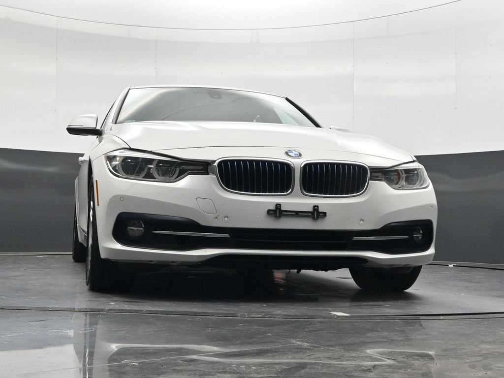 Used 2018 BMW 330e RWD image 41