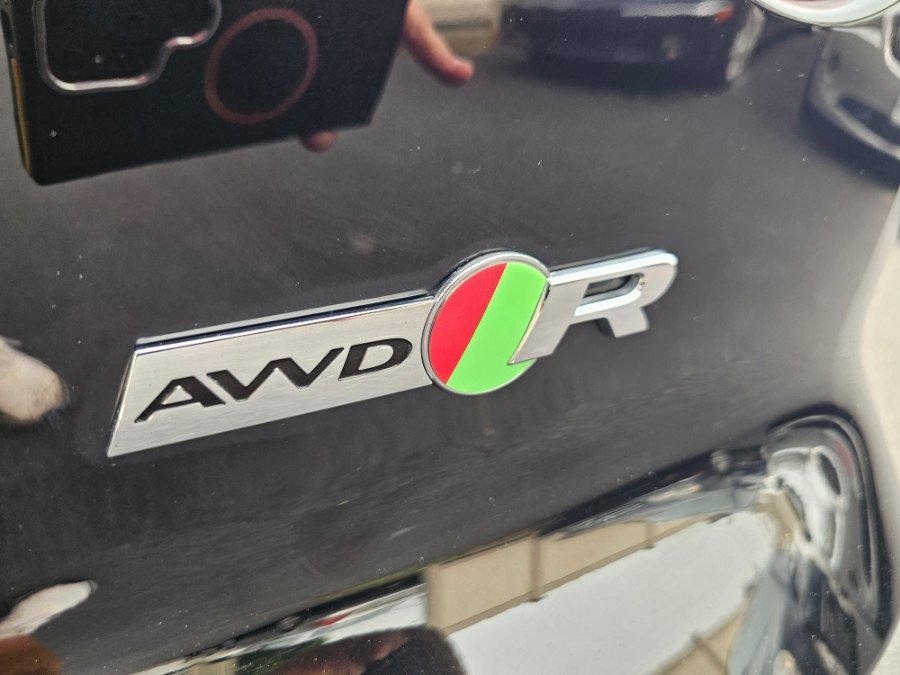 Used 2016 Jaguar F-TYPE R AWD/4WD image 43