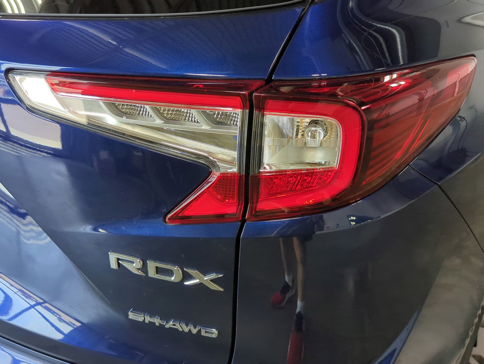 Used 2024 Acura RDX SH-AWD image 17