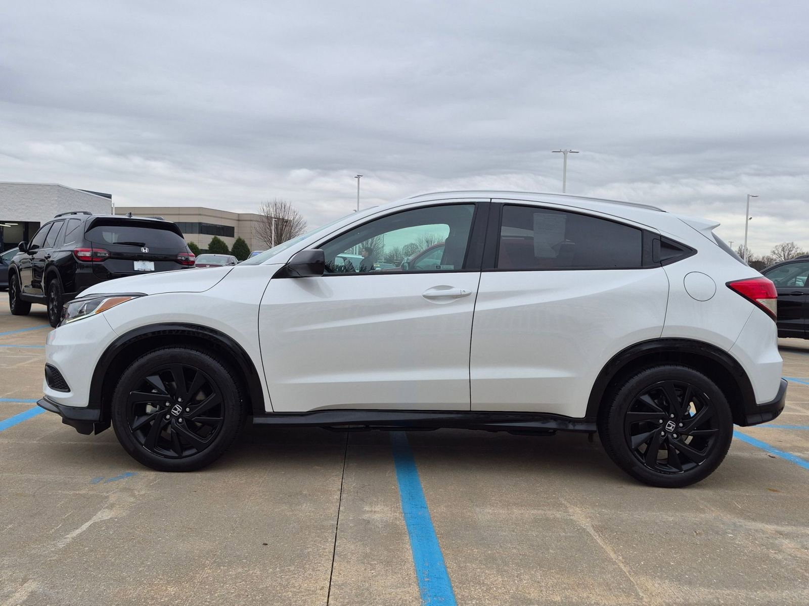 Certified 2022 Honda HR-V Sport image 10