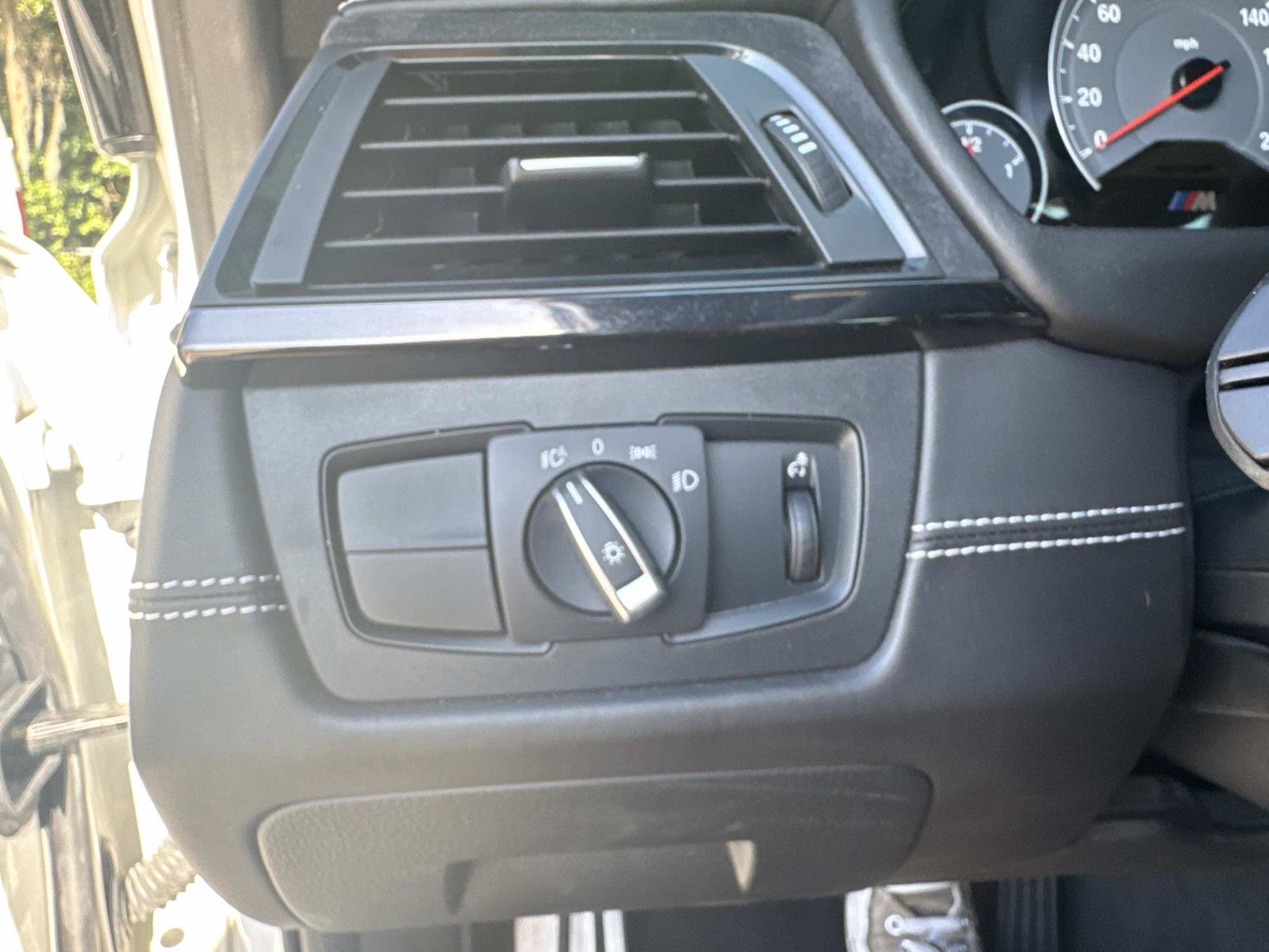 Used 2018 BMW M3 CS w/ Executive Package image 29