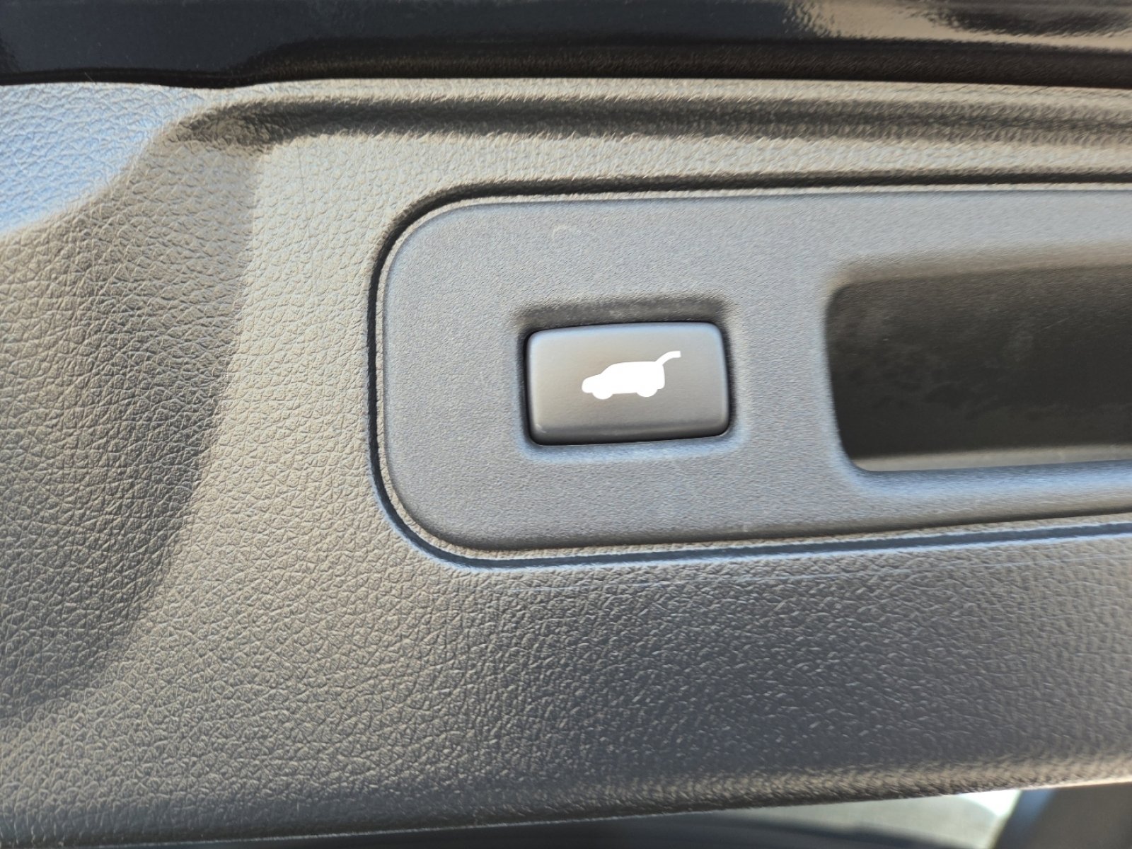 Used 2023 Honda Passport EX-L image 23