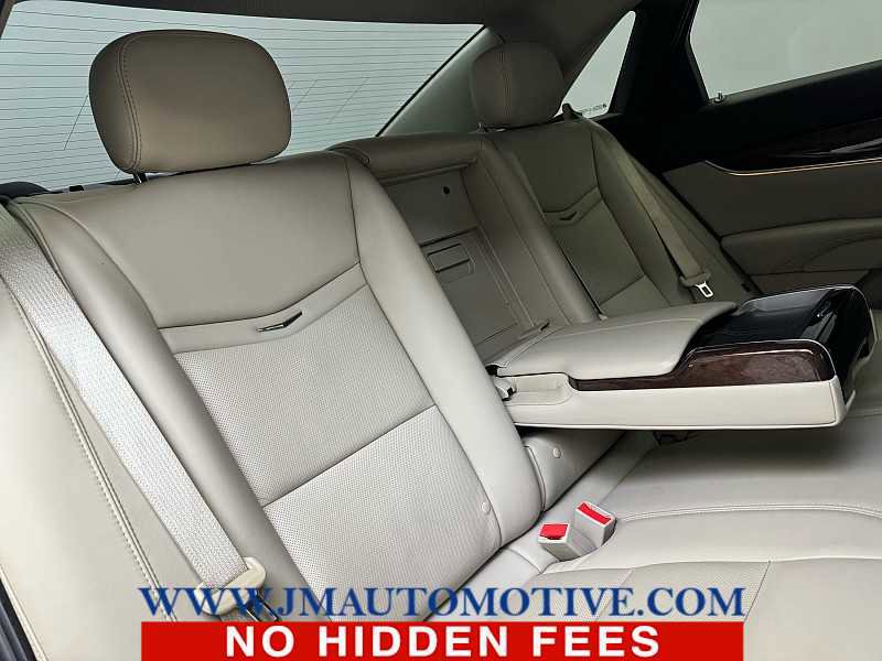 Used 2014 Cadillac XTS Premium image 19