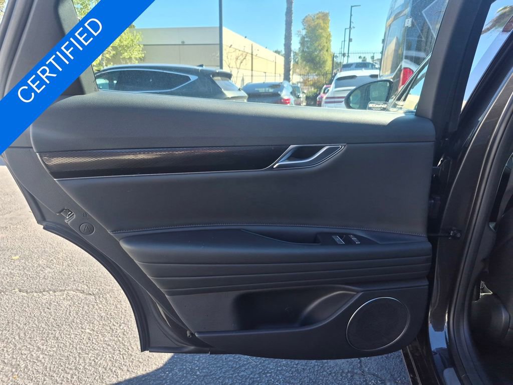 Used 2026 Genesis G80 2.5T image 17