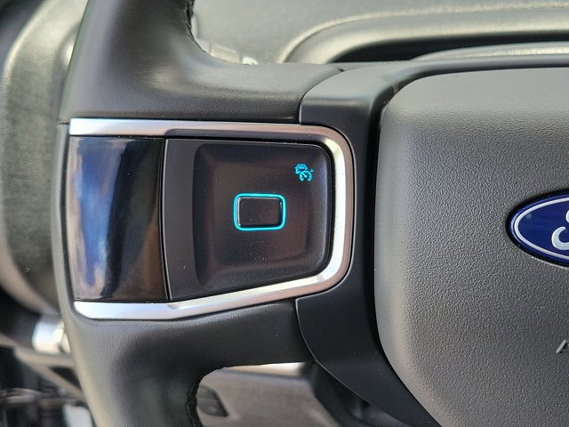 Certified 2025 Ford Expedition Active AWD/4WD image 28