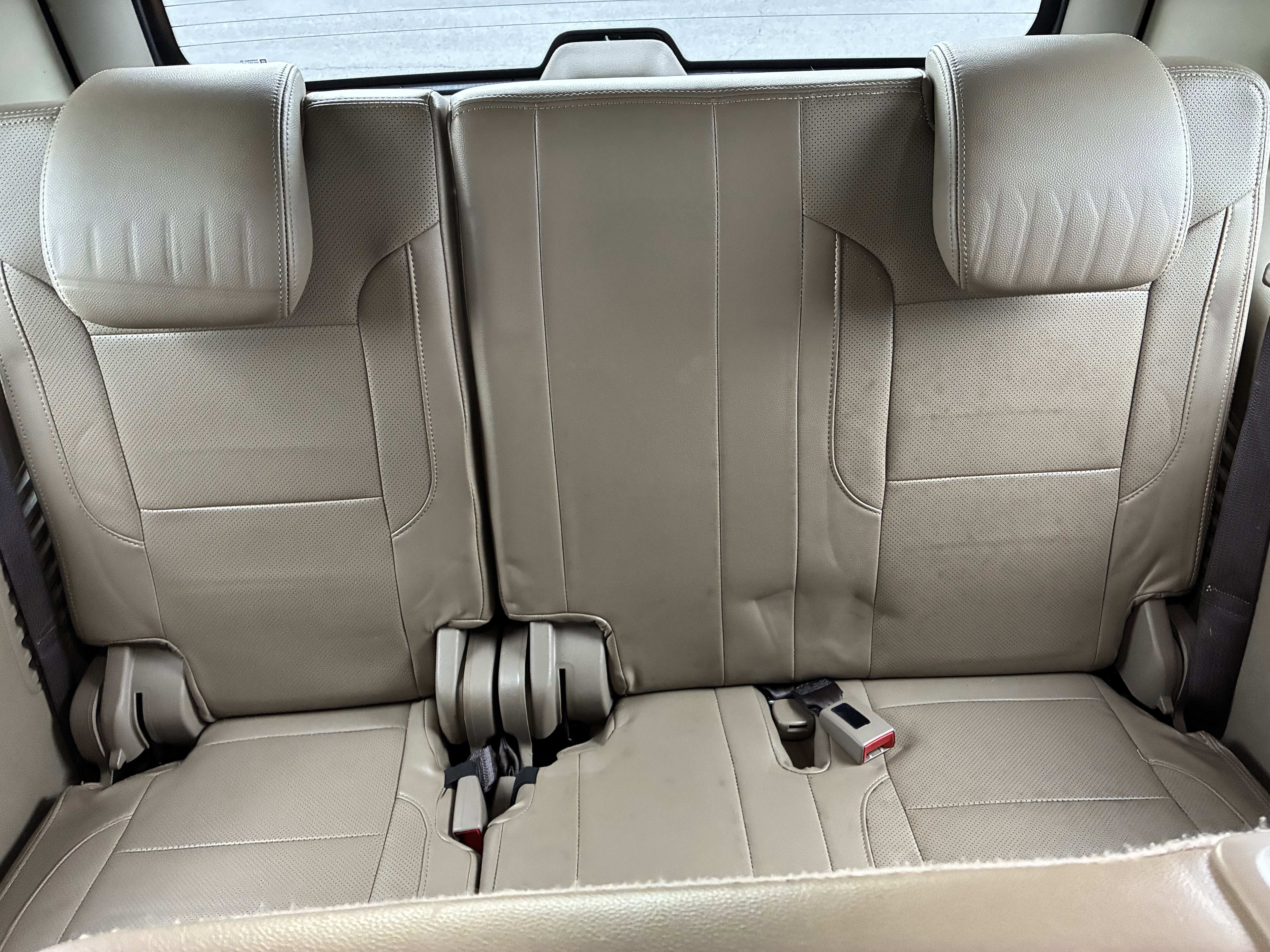 Used 2019 Chevrolet Tahoe LS w/ All-Season Package RWD image 26