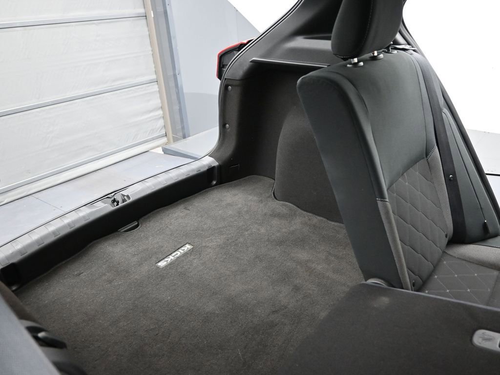 Used 2020 Nissan Kicks S image 13