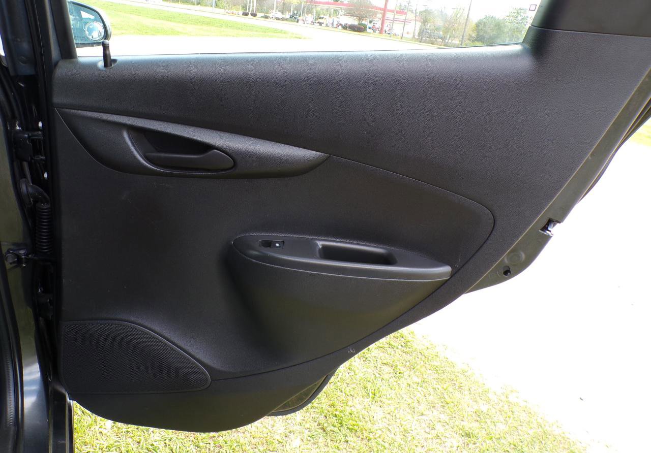 Used 2022 Chevrolet Spark LT FWD image 25