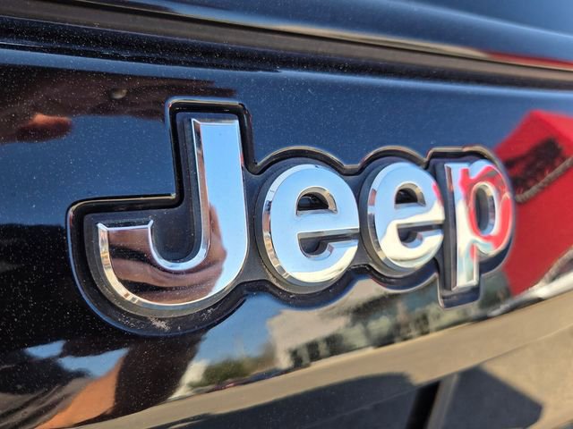 Used 2018 Jeep Compass Sport image 14