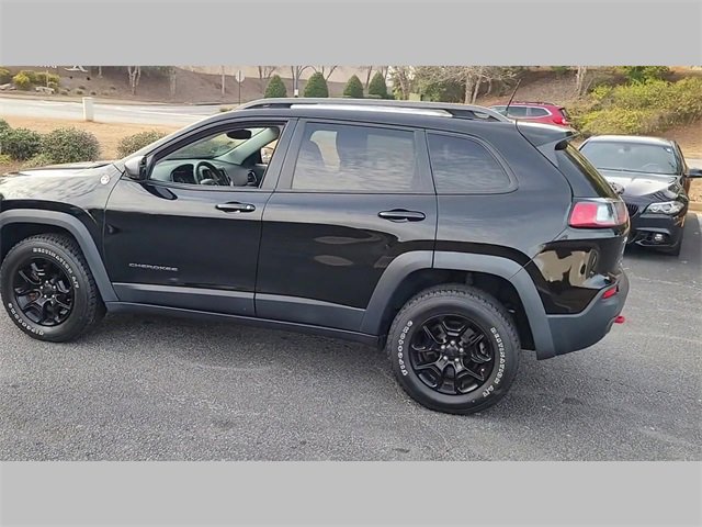 Used 2019 Jeep Cherokee Trailhawk image 39