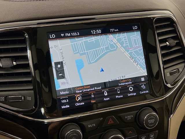 Used 2021 Jeep Grand Cherokee Overland AWD/4WD image 18