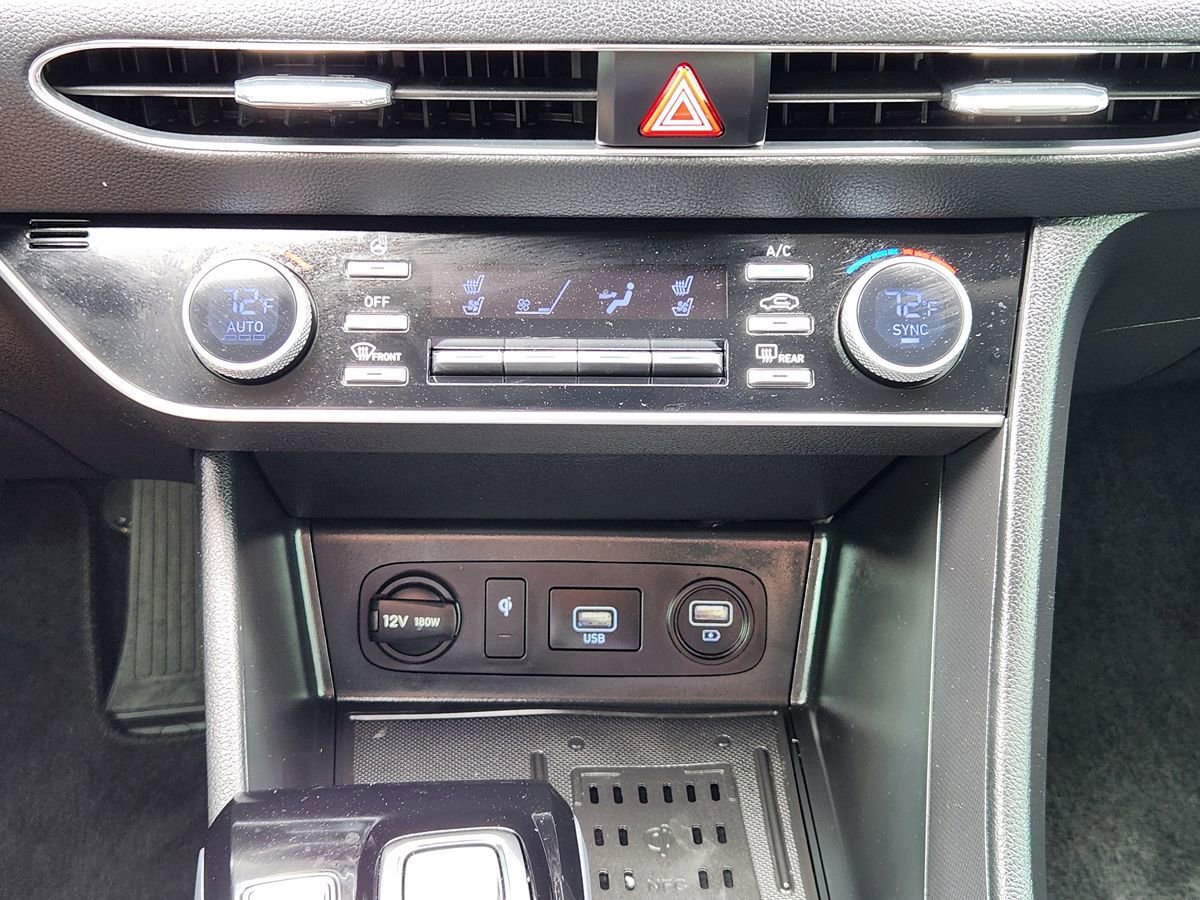 Used 2022 Hyundai Sonata Limited FWD image 26