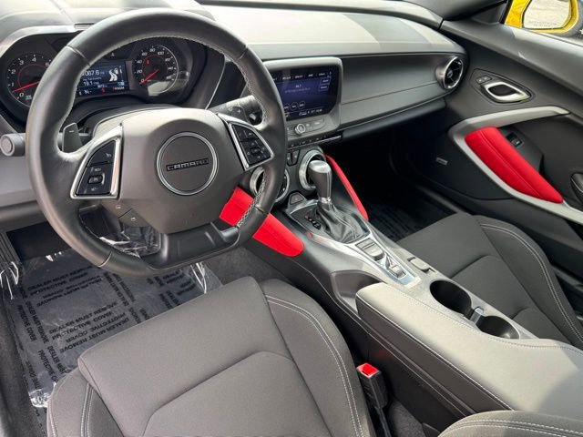 Used 2024 Chevrolet Camaro LT w/ Technology Package image 16