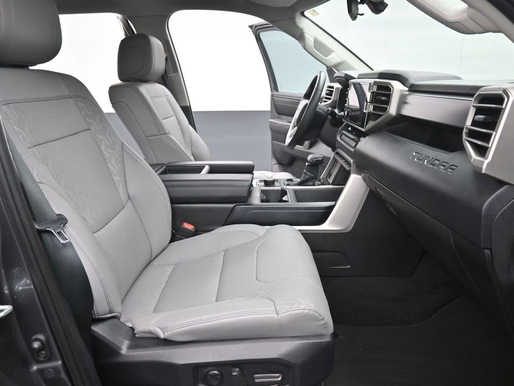 Used 2024 Toyota Tundra SR5 image 27