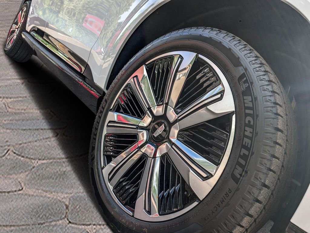 New 2026 Cadillac Escalade IQ Luxury 2 image 9