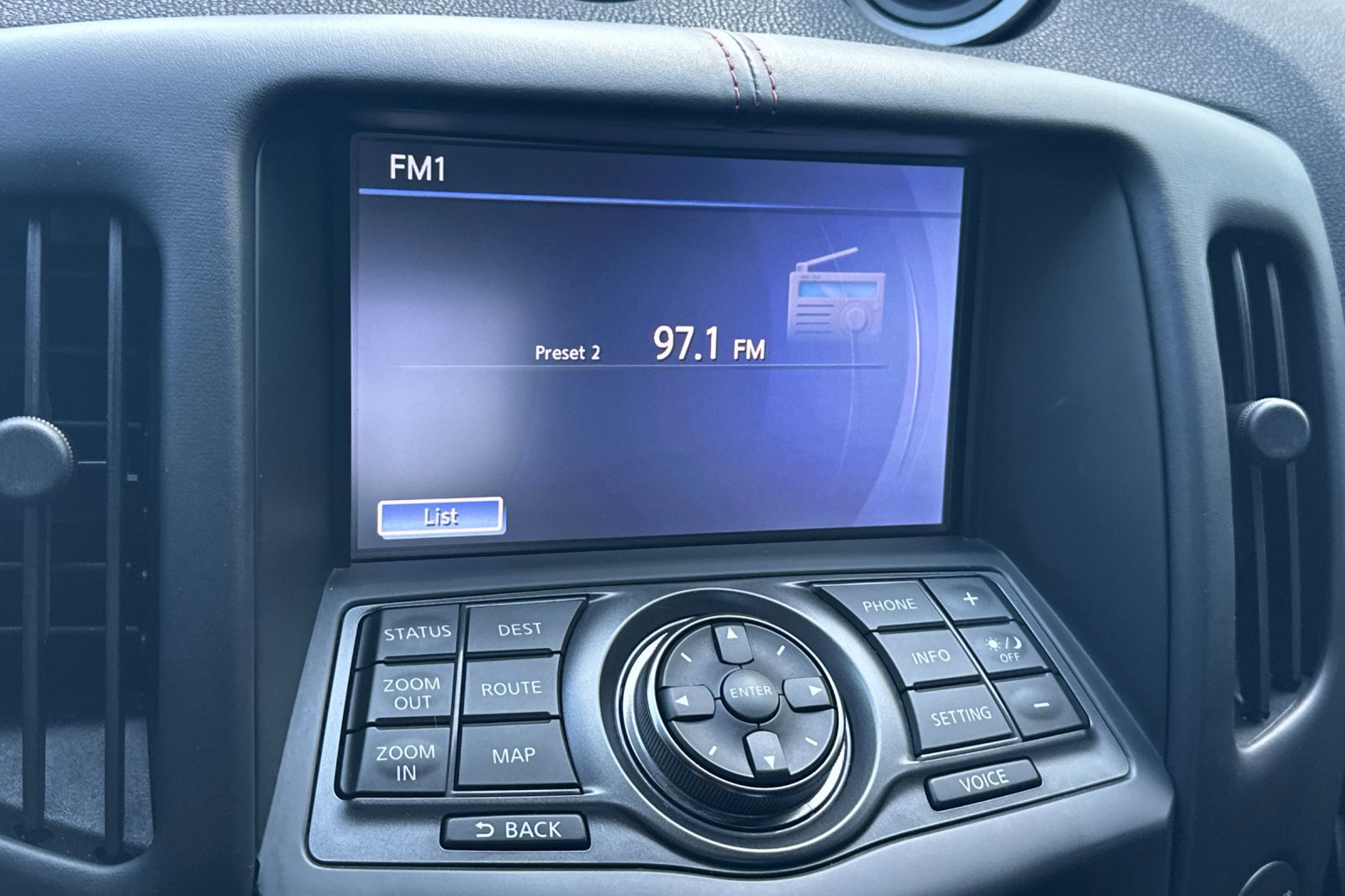 Used 2016 Nissan 370Z NISMO image 15