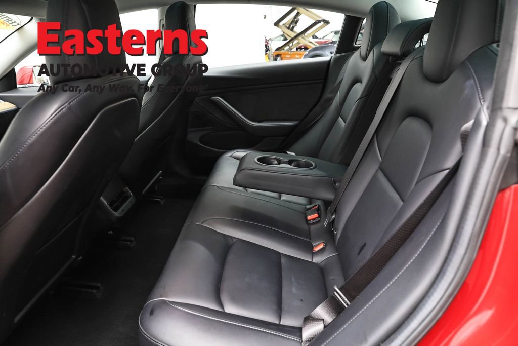 Used 2018 Tesla Model 3 Performance image 16