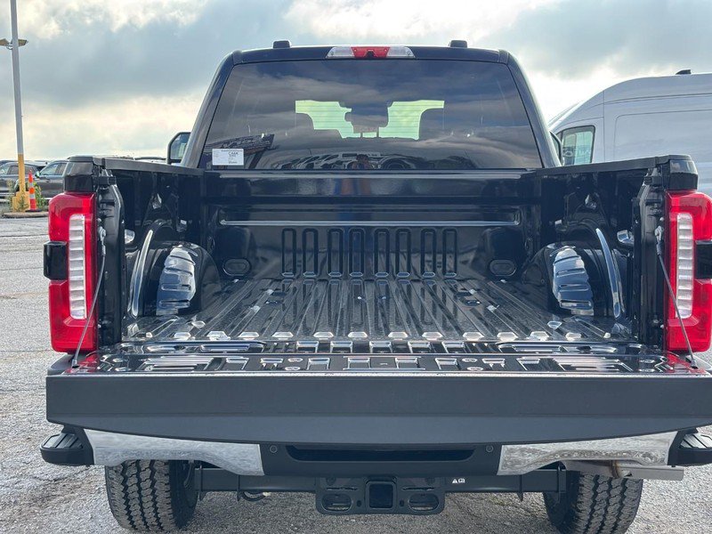 New 2026 Ford F250 Lariat w/ FX4 Off-Road Package AWD/4WD image 11