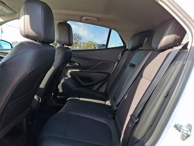 Certified 2022 Buick Encore Preferred w/ Safety Package image 9