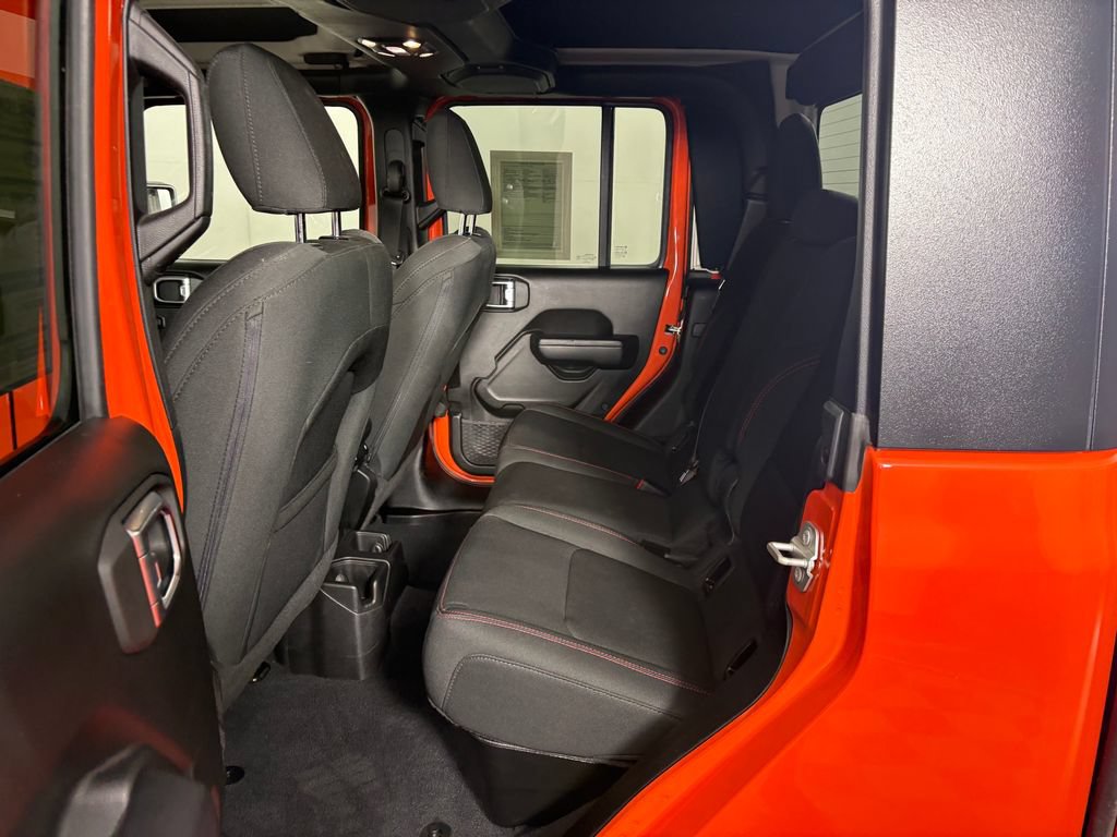 Used 2023 Jeep Gladiator Rubicon w/ Cold Weather Group AWD/4WD image 27