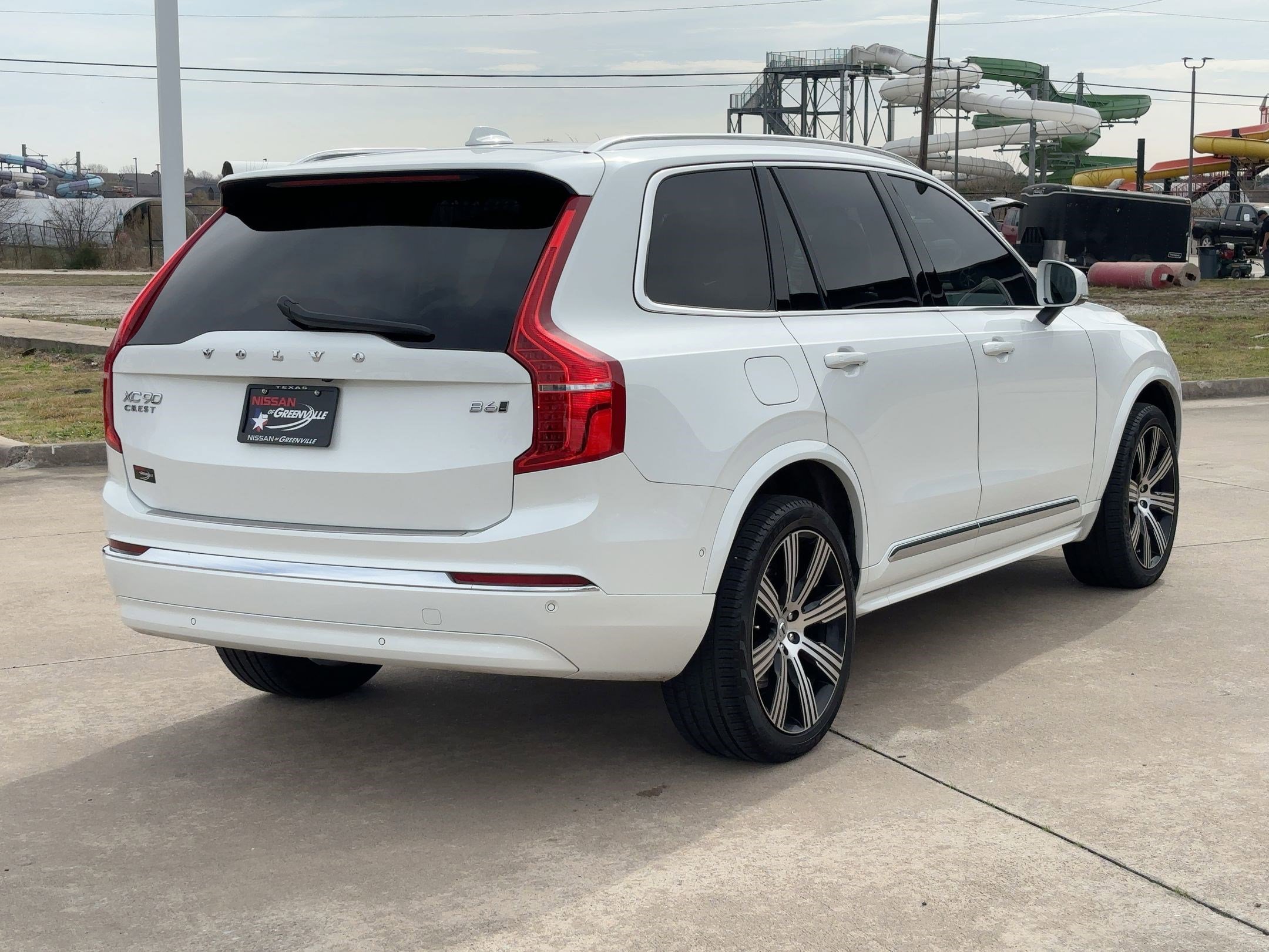 Used 2024 Volvo XC90 B6 Plus w/ Protection Package Premier image 9