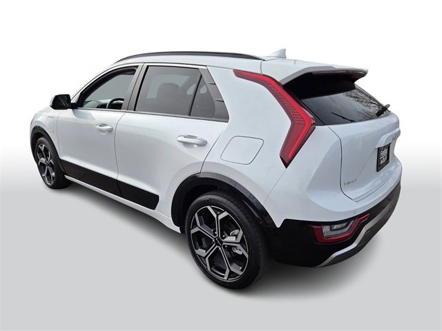 Certified 2024 Kia Niro SX Touring image 6