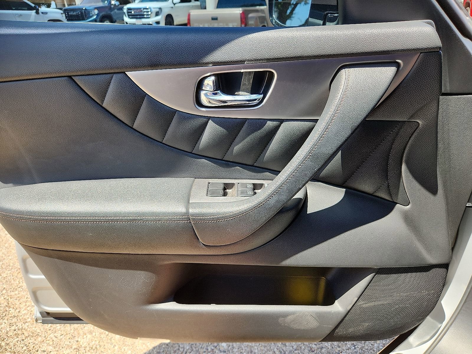 Used 2017 INFINITI QX70 AWD image 15