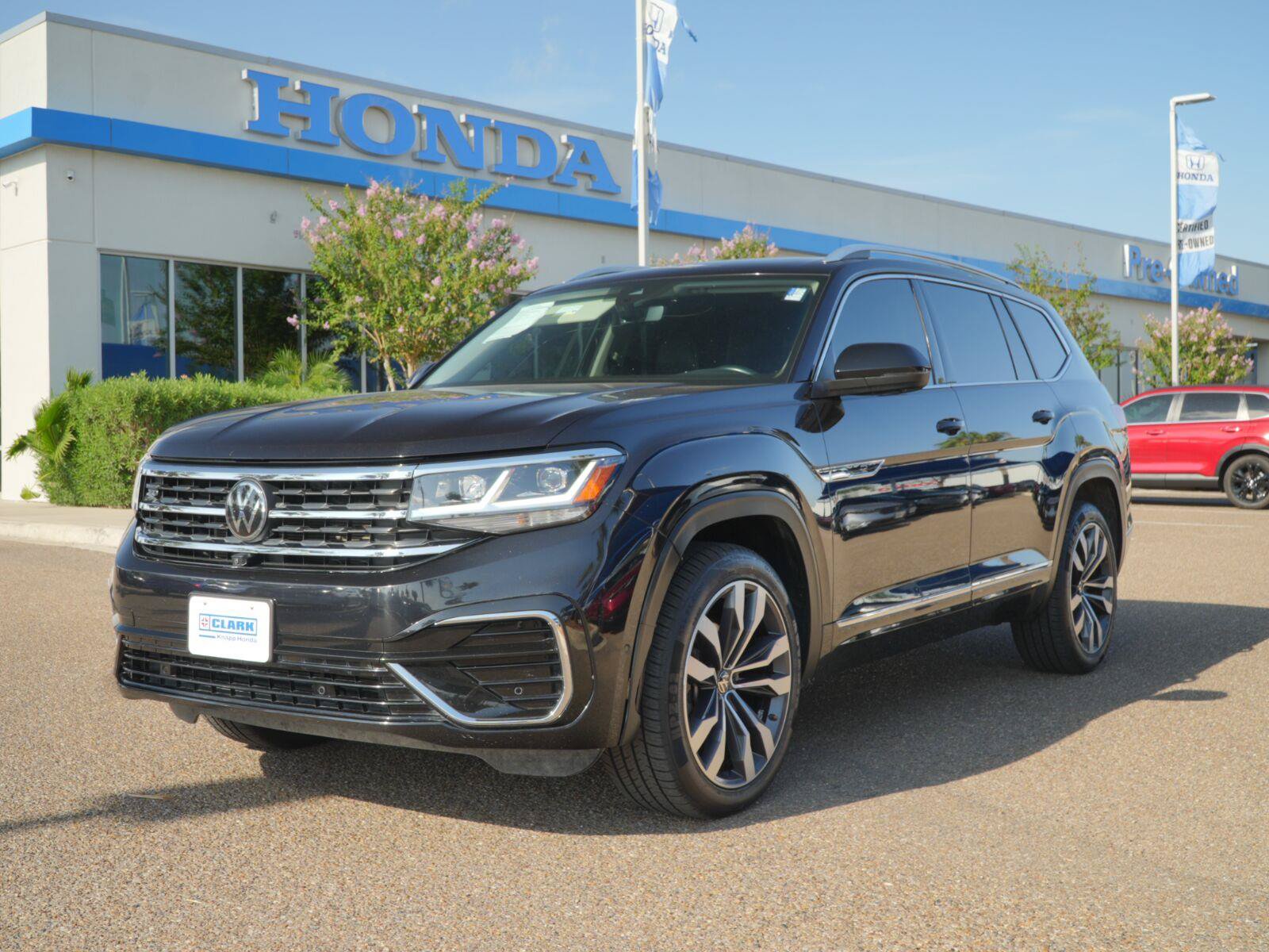 Used 2023 Volkswagen Atlas SEL Premium AWD/4WD image 1