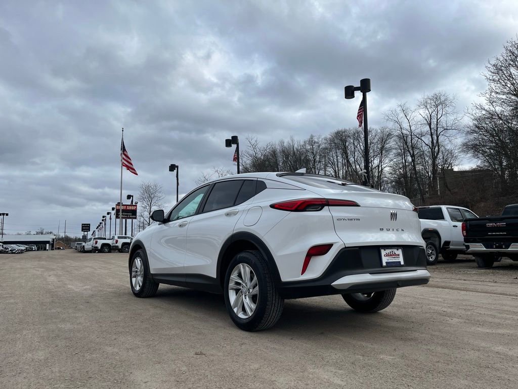 Used 2024 Buick Envista Preferred w/ Convenience I Package image 10