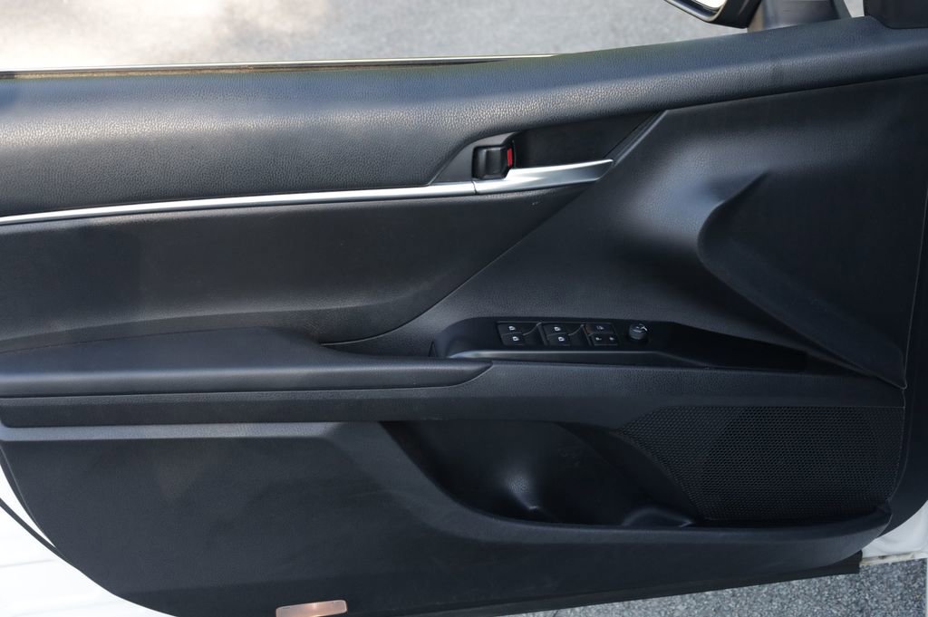 Used 2019 Toyota Camry SE image 21