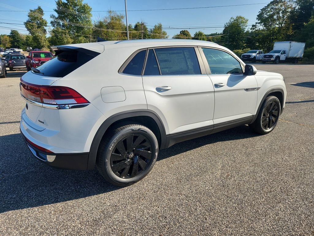 New 2026 Volkswagen Atlas Cross Sport SE image 7