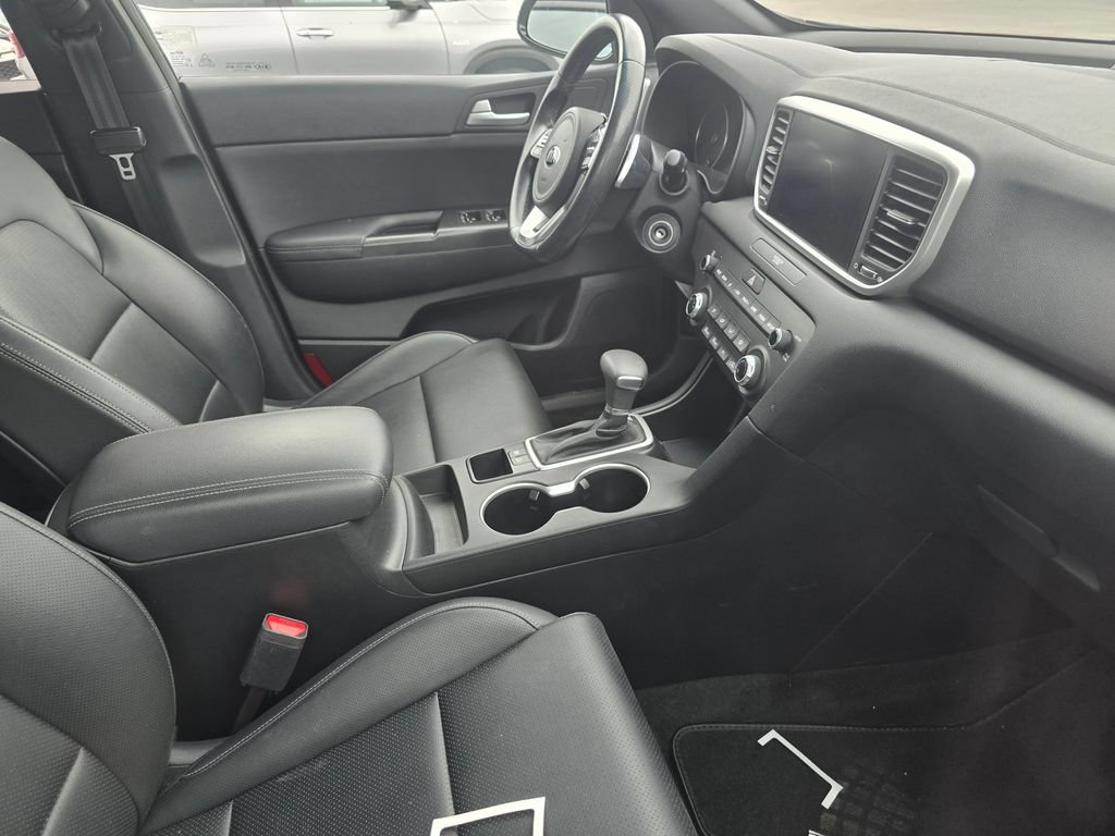 Used 2022 Kia Sportage Nightfall Edition FWD image 12