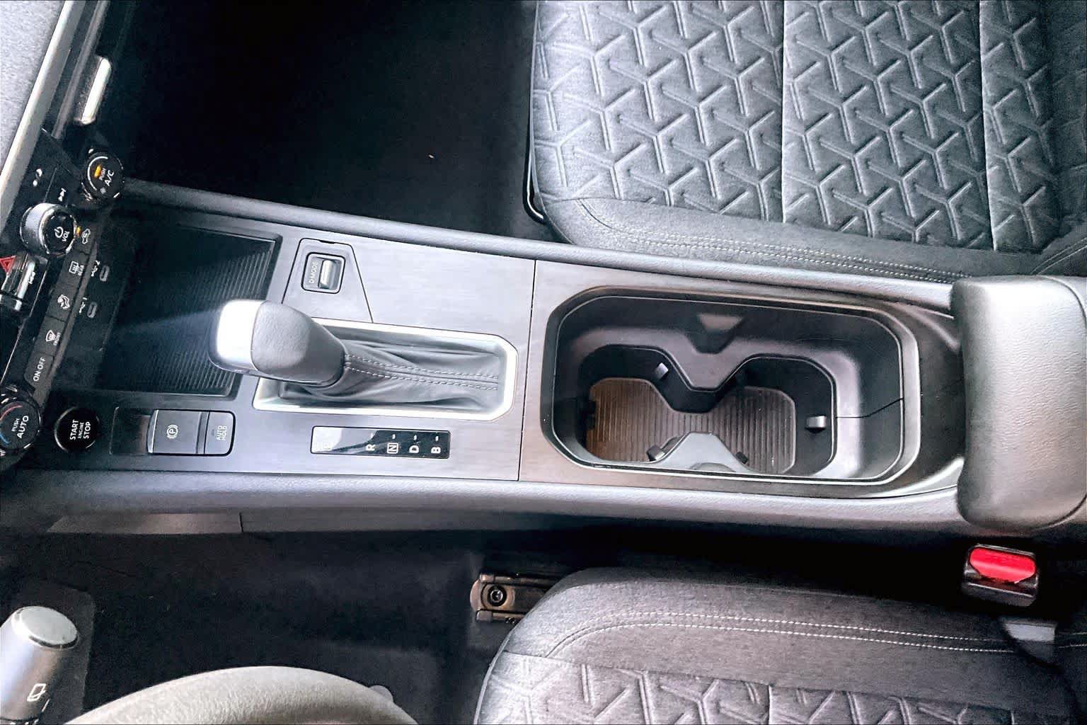 Certified 2026 Nissan Kicks SV FWD image 16
