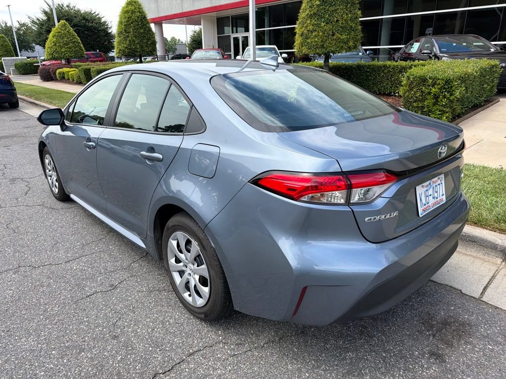 Used 2023 Toyota Corolla LE FWD image 12