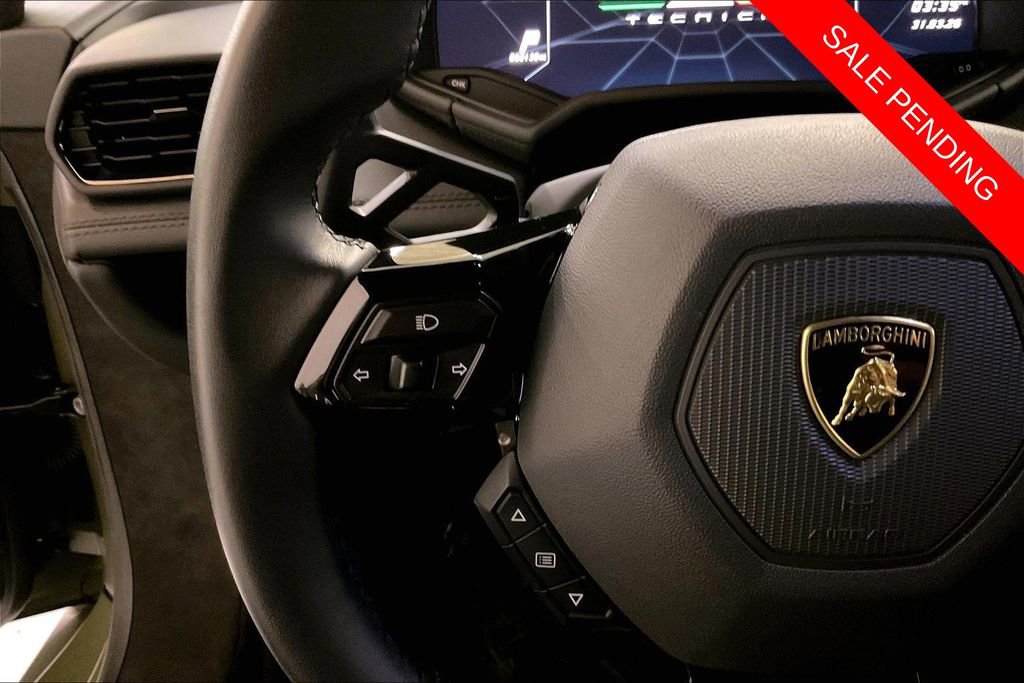 Used 2023 Lamborghini Huracan Tecnica image 23