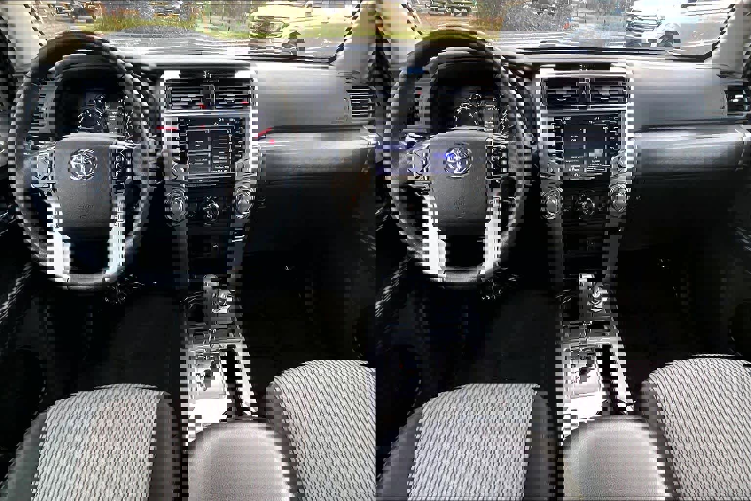 Used 2022 Toyota 4Runner SR5 image 15