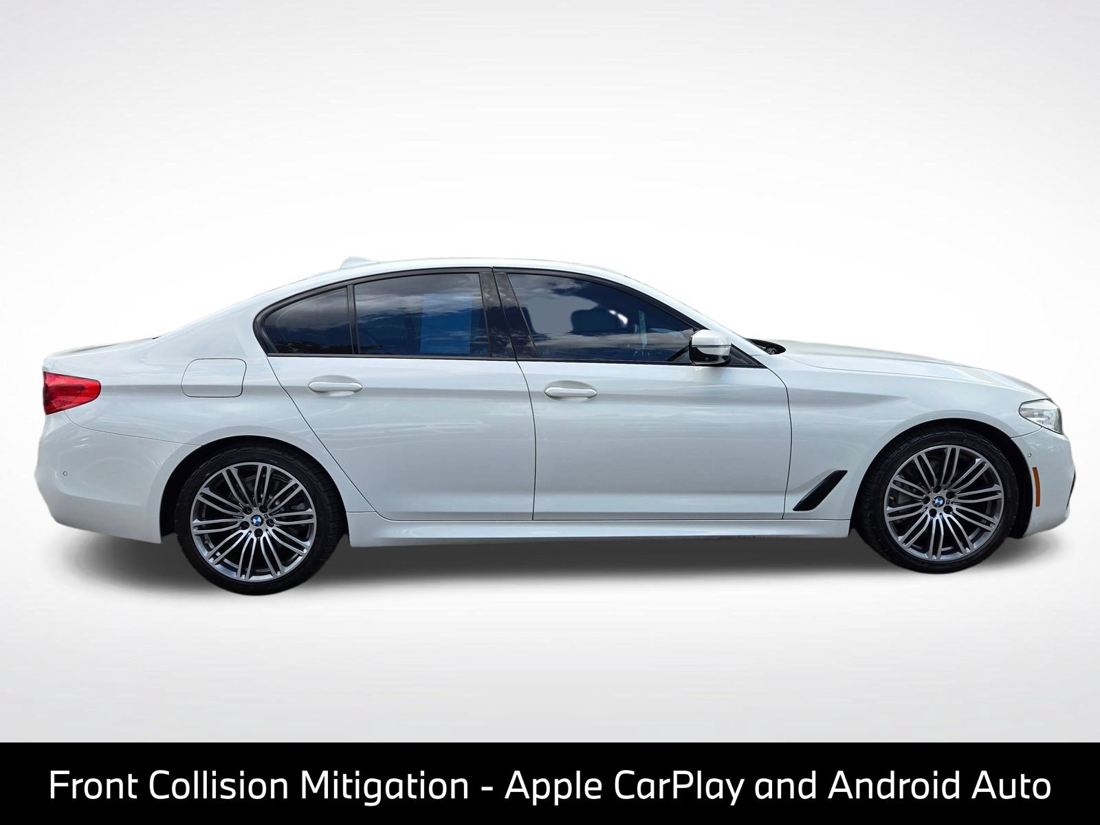 Used 2019 BMW 530e w/ M Sport Package RWD image 8