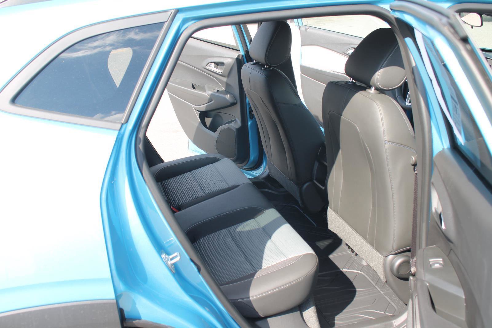 New 2026 Chevrolet Trax LT w/ Driver Confidence Package image 34