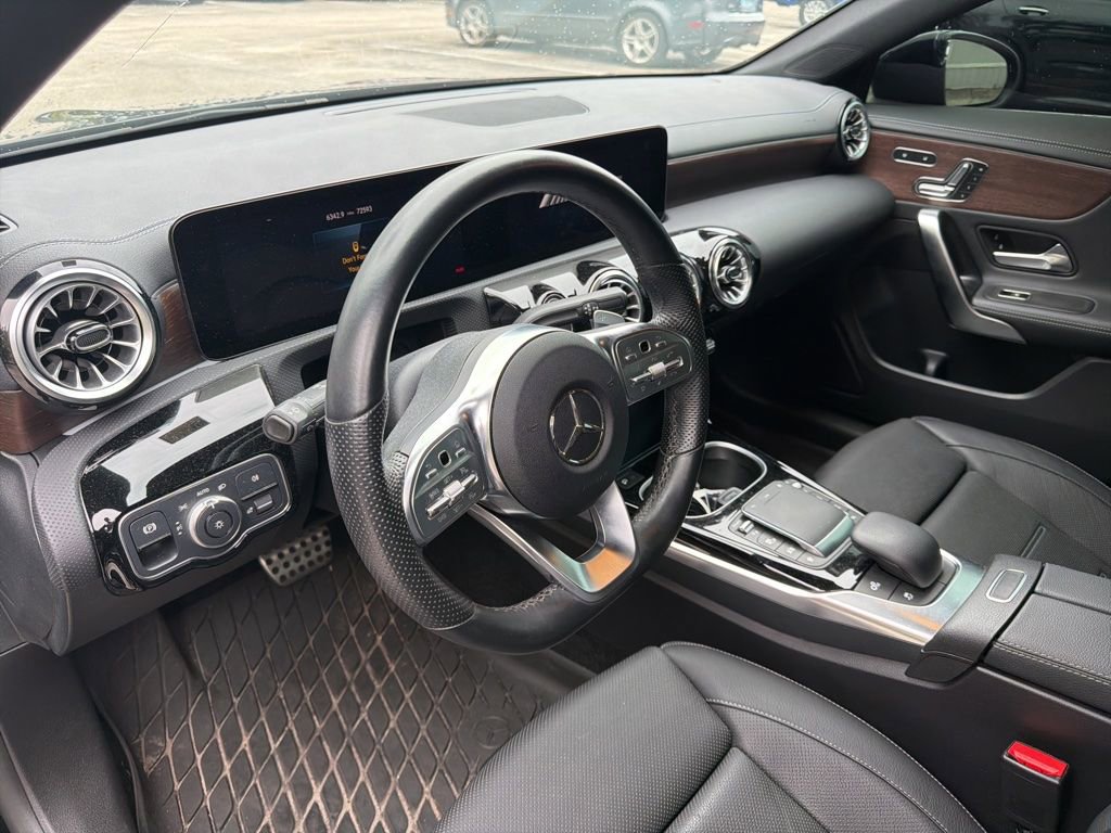 Used 2023 Mercedes-Benz CLA 35 AMG 4MATIC image 9