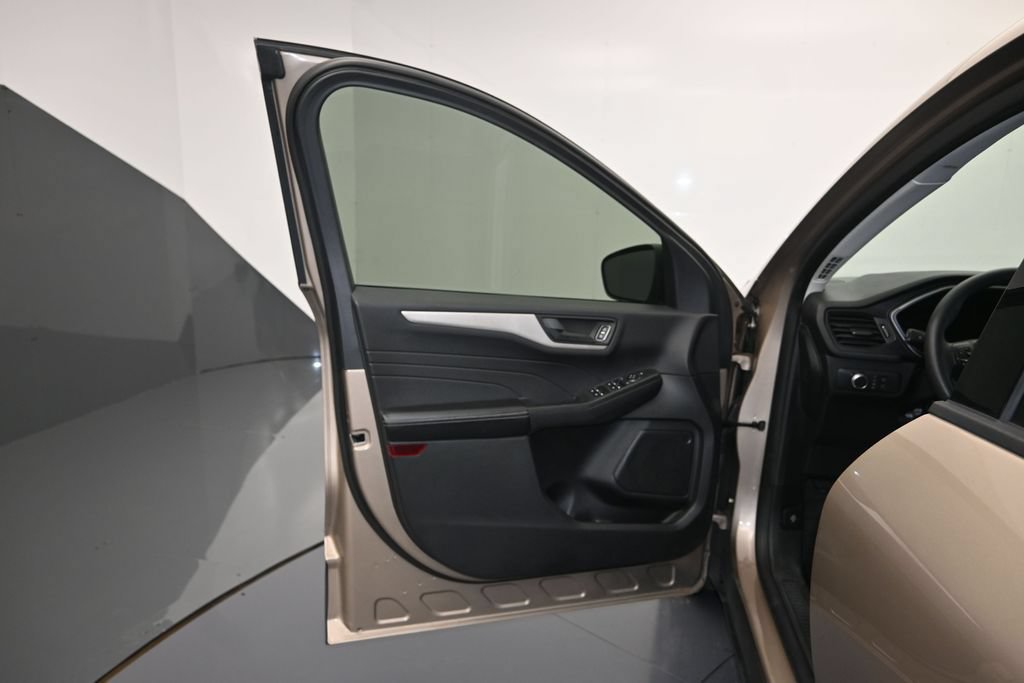 Used 2021 Ford Escape S FWD image 10