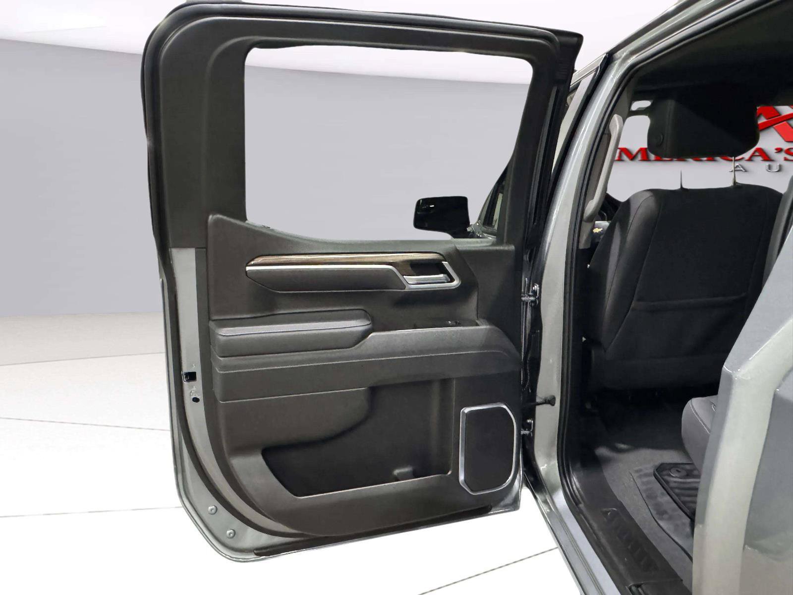 Used 2026 Chevrolet Silverado 1500 LT RWD image 42