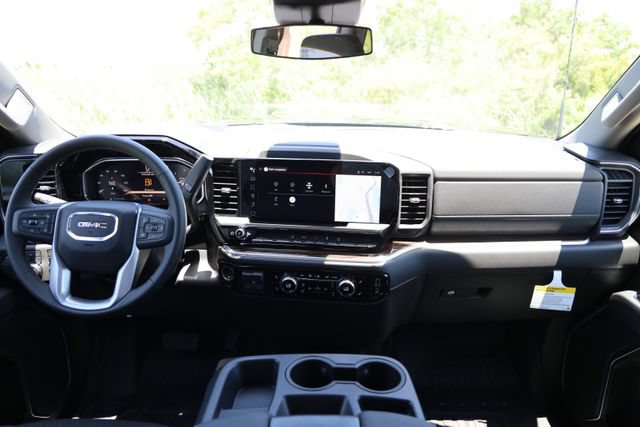 New 2026 GMC Sierra 3500 SLE w/ SLE Value Package AWD/4WD image 25