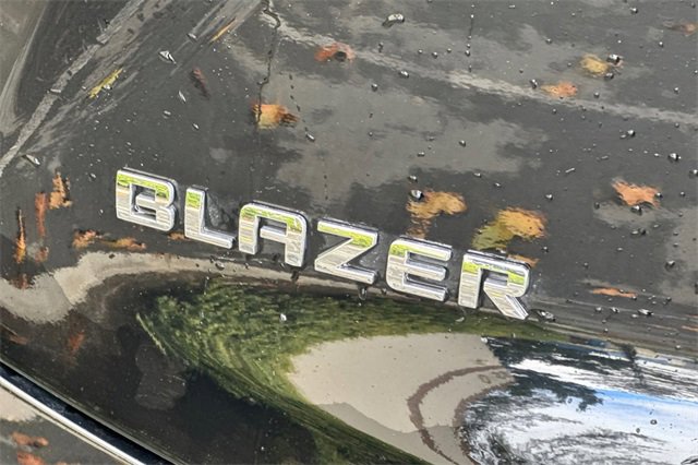 Used 2025 Chevrolet Blazer LT image 48