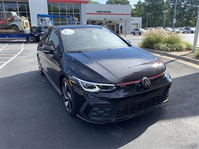 Used 2022 Volkswagen GTI SE image 2