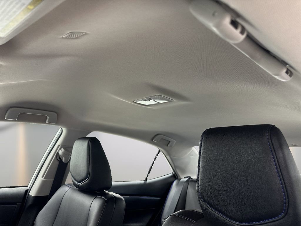 Used 2019 Toyota Corolla SE w/ Carpet Mat Package (TMS) image 8